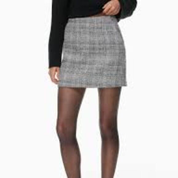 Aritiza Babaton Kinsley Tweed Mini Skirt with Pockets Size 10 NWT - Picture 1 of 7
